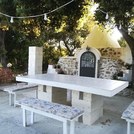 Trullo Alessandro E Villa Raffaela San Vito dei Normanni Exterior foto